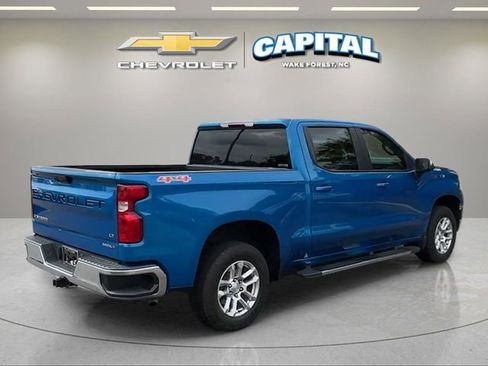 Used 2023 Chevrolet Silverado 1500 LT AWD/4WD image 5