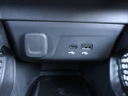 New 2026 Chevrolet TrailBlazer RS w/ Convenience Package FWD image 16