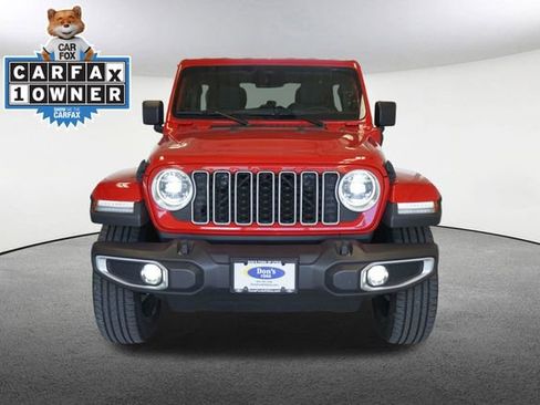 Used 2025 Jeep Wrangler Unlimited Sahara AWD/4WD image 18