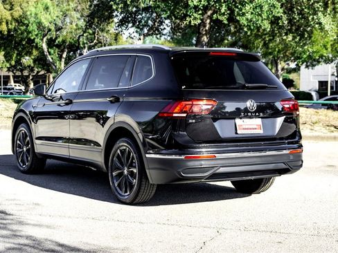 Used 2024 Volkswagen Tiguan SE image 7