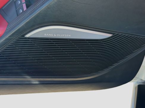 Used 2017 Audi R8 V10 w/ Carbon Exterior Package image 21