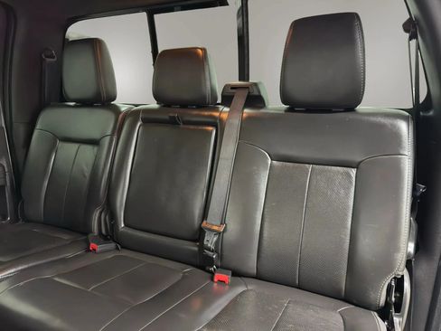 Used 2011 Ford F250 Lariat w/ Lariat Interior Pkg AWD/4WD image 13
