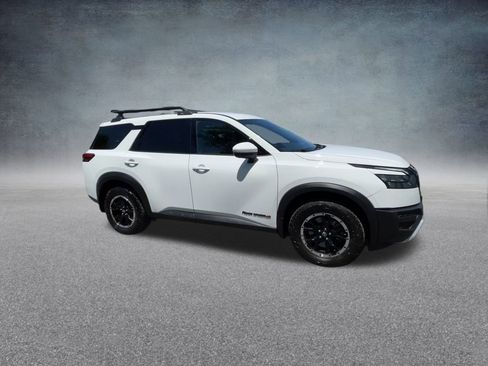 Used 2024 Nissan Pathfinder Rock Creek image 28