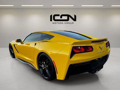 Used 2015 Chevrolet Corvette Stingray Coupe w/ 2LT Preferred Equipment Group image 3