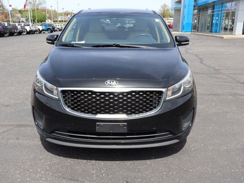 Used 2015 Kia Sedona LX w/ LX Convenience Package FWD image 30