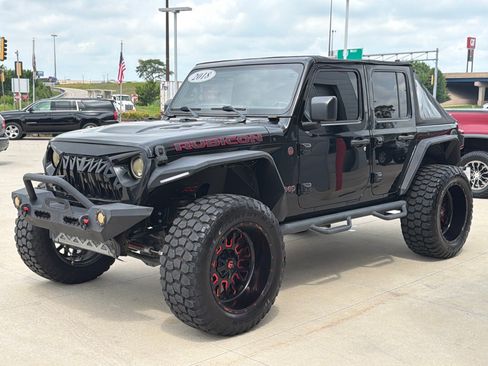 Used 2018 Jeep Wrangler Unlimited Rubicon AWD/4WD image 4
