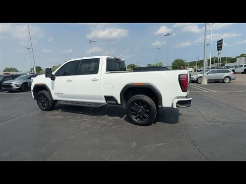 Certified 2024 GMC Sierra 2500 AT4 w/ Technology Package AWD/4WD image 6