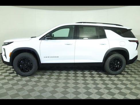 New 2026 Chevrolet Traverse Z71 w/ Enhanced Driving Package image 6