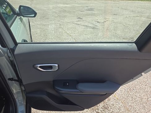 Used 2025 Kia K4 FWD image 20
