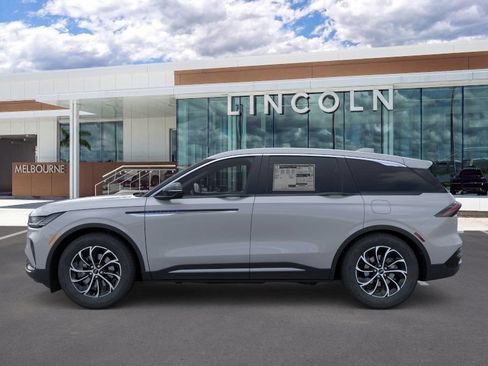 New 2026 Lincoln Nautilus Premier AWD/4WD image 3