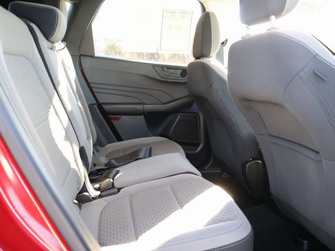 Certified 2022 Ford Escape SE w/ Convenience Package image 12