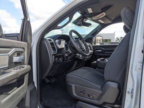 Used 2026 RAM 2500 Big Horn AWD/4WD image 40