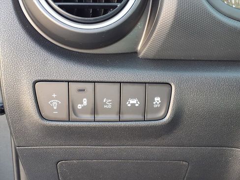 Used 2020 Hyundai Kona Ultimate image 21