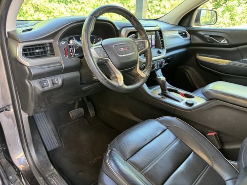 Used 2017 GMC Acadia Denali image 23