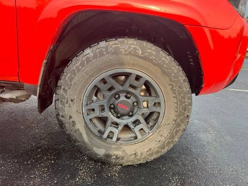 Used 2023 Toyota 4Runner TRD Pro AWD/4WD image 9