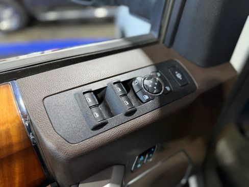 Used 2017 Ford F250 King Ranch w/ King Ranch Ultimate Package image 23