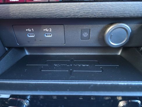 New 2025 Mitsubishi Outlander SE image 22