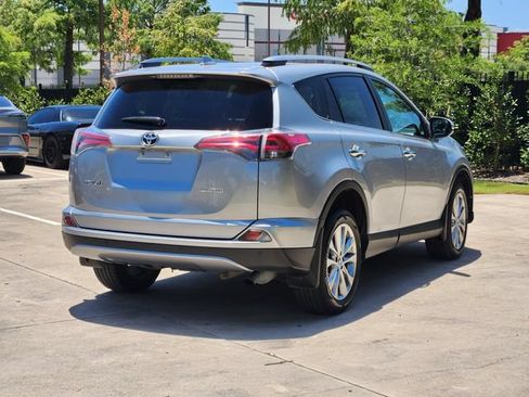 Used 2018 Toyota RAV4 Limited w/ Advanced Technology Package FWD image 5