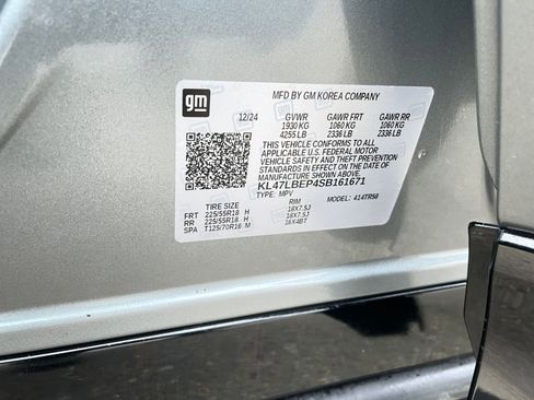 Used 2025 Buick Envista Sport Touring image 29