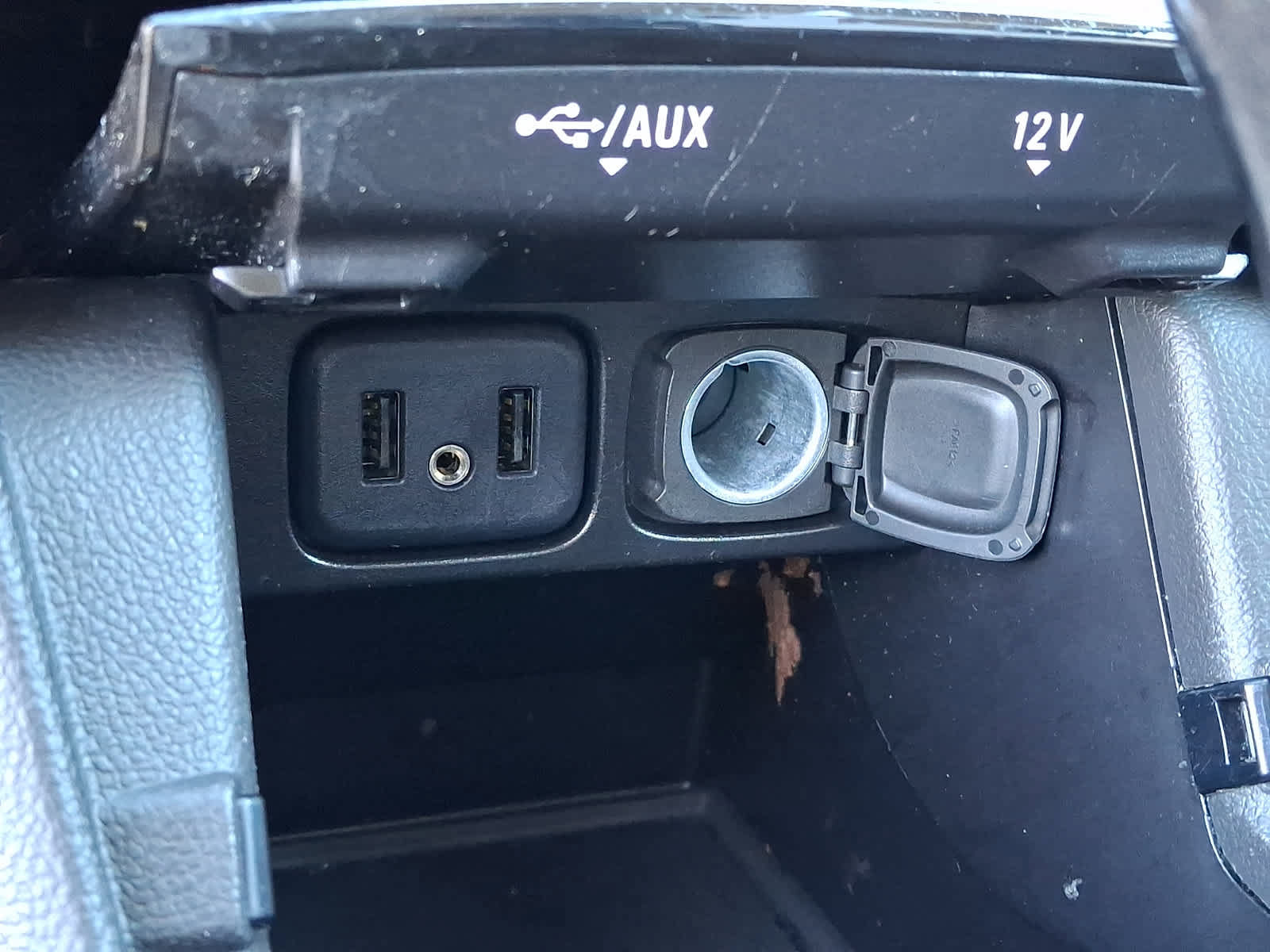 Used 2019 Buick Encore Preferred AWD/4WD image 26