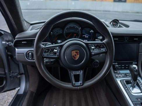 Used 2017 Porsche 911 4 Coupe image 14