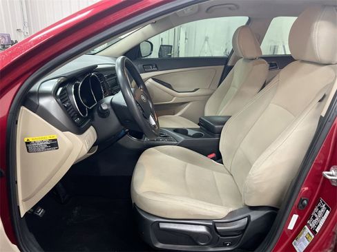 Used 2013 Kia Optima LX image 18