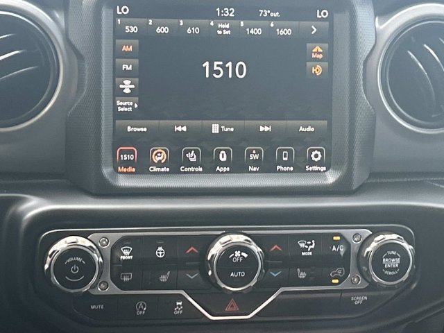 Used 2022 Jeep Wrangler Unlimited Sport AWD/4WD image 19