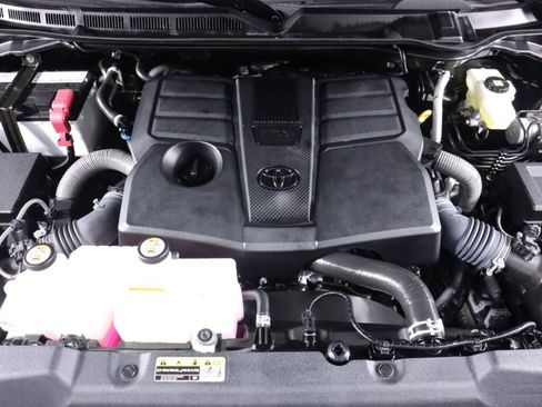 Used 2022 Toyota Tundra SR5 w/ TRD Off-Road Package image 45