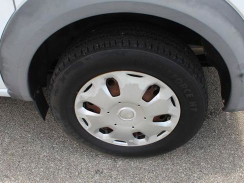 Used 2013 Ford Transit Connect XLT image 12