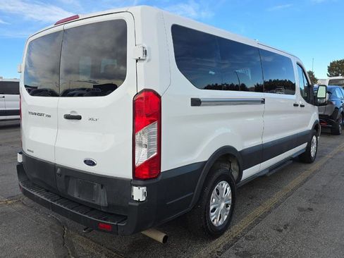 Used 2023 Ford Transit 350 XLT image 4