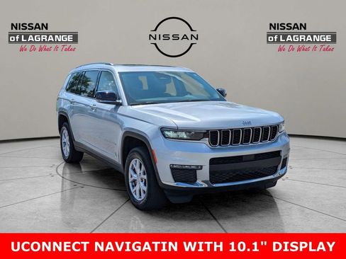 Used 2022 Jeep Grand Cherokee L Limited image 3