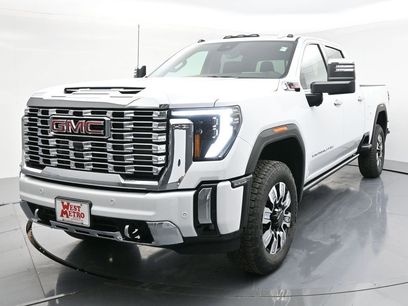 New 2026 GMC Sierra 3500 Denali w/ Denali Reserve Package