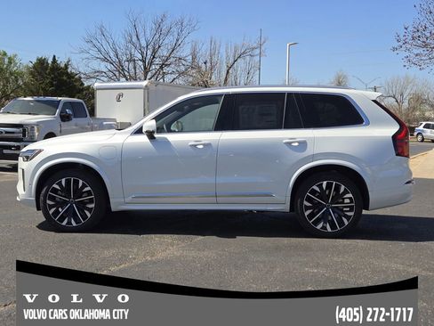New 2026 Volvo XC90 T8 Ultra w/ Lounge Package AWD/4WD image 3