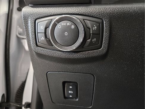 Used 2017 Ford F150 XLT w/ Equipment Group 302A Luxury AWD/4WD image 15