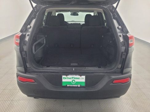 Used 2017 Jeep Cherokee Latitude w/ Comfort & Sound Group image 29