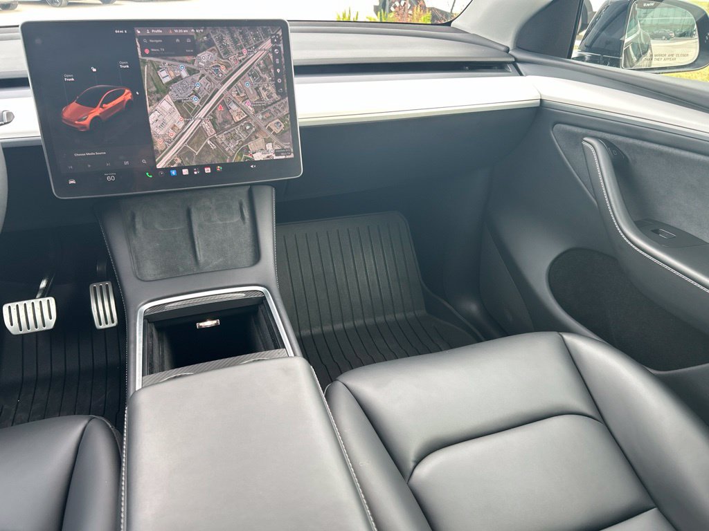 Used 2024 Tesla Model Y Performance AWD/4WD image 24