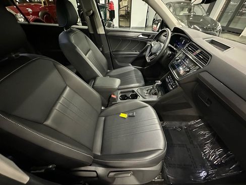 Used 2024 Volkswagen Tiguan Wolfsburg Edition FWD image 16