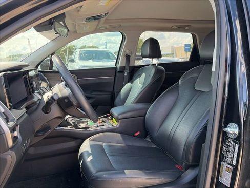 Used 2022 Kia Sorento EX w/ Panoramic Sunroof Package FWD image 10