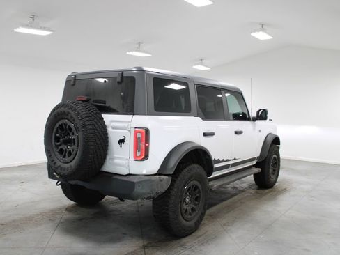 Used 2022 Ford Bronco Wildtrak image 9