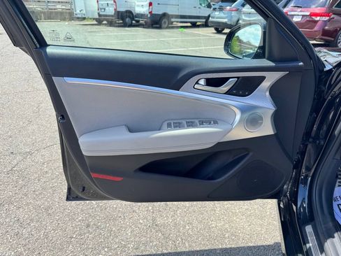Used 2023 Genesis G70 2.0T w/ Sport Prestige Package AWD/4WD image 18