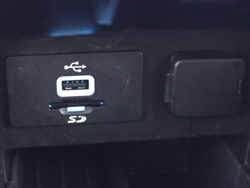 Used 2016 Ford Explorer Sport w/ Equipment Group 401A AWD/4WD image 25