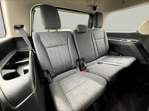 Used 2022 Ford Expedition XLT AWD/4WD image 26