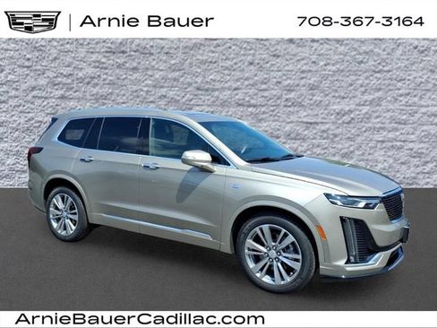 Certified 2022 Cadillac XT6 Premium Luxury w/ Technology Package AWD/4WD image 1