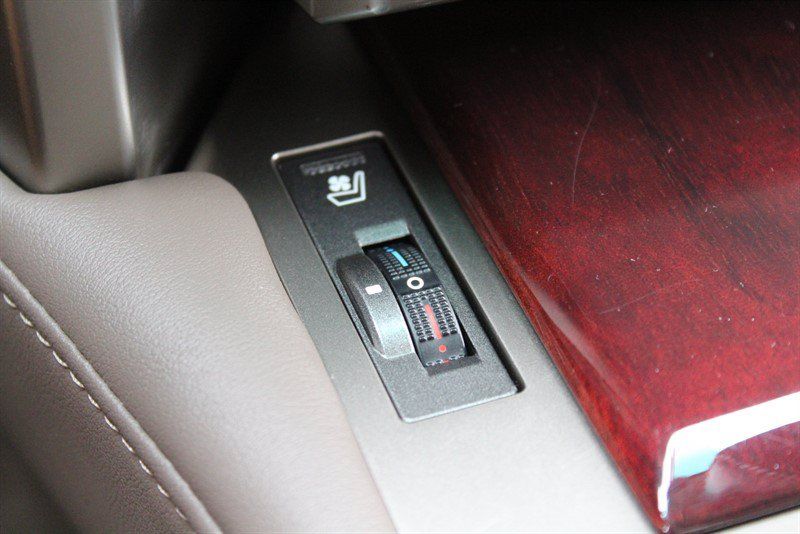 Used 2010 Lexus GX 460 w/ Convenience Pkg AWD/4WD image 19