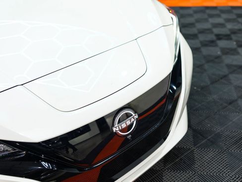 Used 2023 Nissan Leaf SV Plus image 3