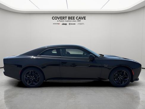 New 2025 Dodge Charger R/T w/ Quick Order Package 25M R/T image 10