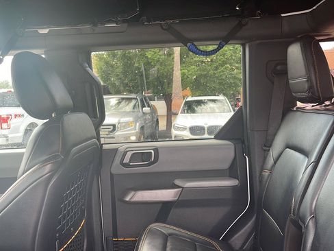 Used 2022 Ford Bronco Badlands AWD/4WD image 14