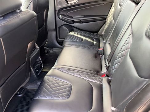 Used 2023 Ford Edge Titanium AWD/4WD image 28