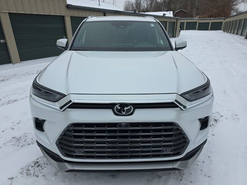 Certified 2025 Toyota Grand Highlander AWD Hybrid image 10