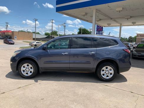 Used 2014 Chevrolet Traverse LS FWD image 4